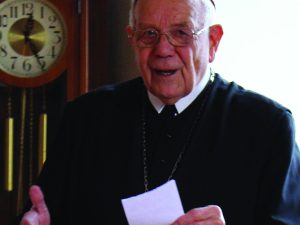 Bischof Maximilian Aichern